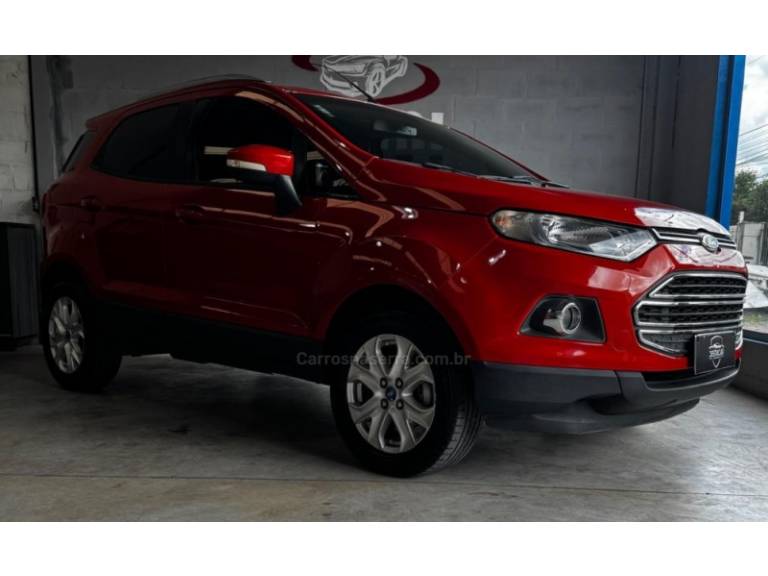 FORD - ECOSPORT - 2013/2014 - Laranja - R$ 56.900,00